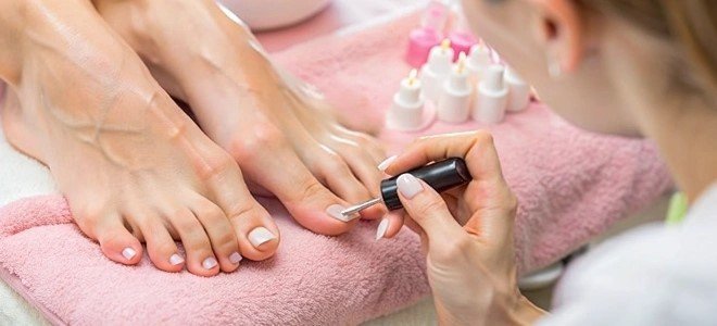 Nail art – zdobenie nechtov na nohách